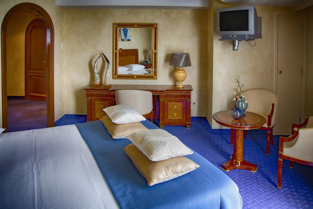 De Koperen Hoogte Hotel Lichtmis Bagian luar foto