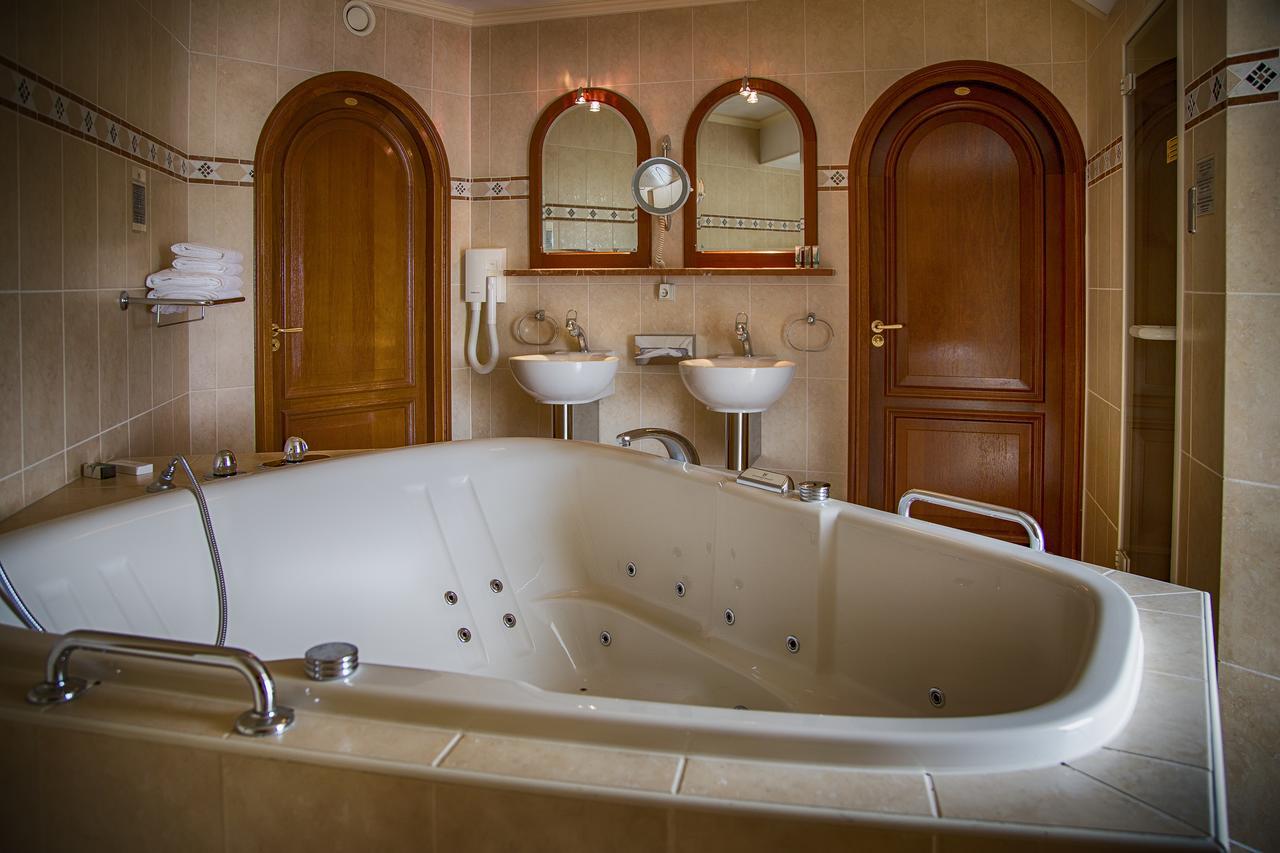De Koperen Hoogte Hotel Lichtmis Bagian luar foto